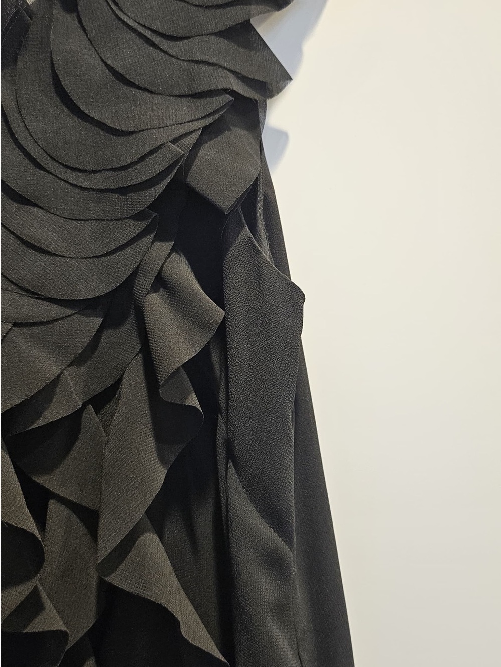 H&M Black One-Shoulder Ruffle Front Dress - Picture 3 of 4